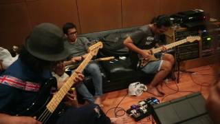 Download lagu Novo Feat  Pay & bongky (Nyalakan Api) mp3