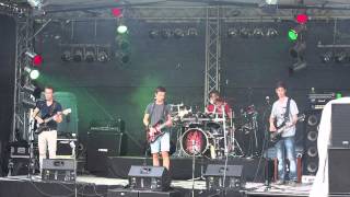Speaking Amps - 27 (Biffy Clyro Cover) (Live At OZ 2014)