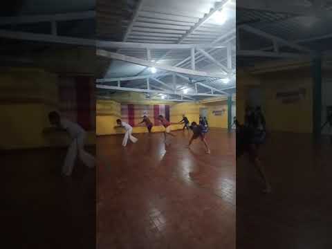 eu treinando capoeira aqui em Alcântaras serra da Meruoca perto de sobral ceará