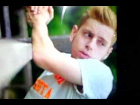 Elleran Elvis Kürtaj Mağduru1