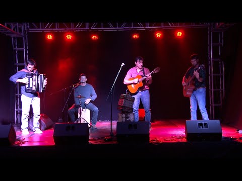 ENTRE MATES Y GUITARRAS PROGRAMA 462 - 23 DE ABRIL DE 2022