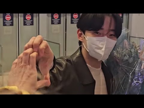 260119 Lee Junho (2PM) 이준호 Arrival in Paris 🇫🇷 @ CDG Airport ✈️ for BERLUTI Show January 19 2025 PFW