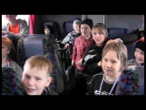 HPK-00 laulaa euroviisua