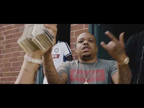 RAY VICKS - WATCHING ME CLOSE “ OFFICIAL VIDEO”