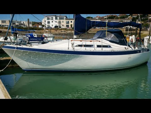 £18000 Moody 29 Yacht Cockpit and Interior Tour