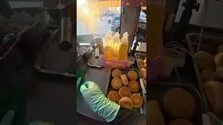 Make egg hamburger snacks to sell for breakfast and make money.