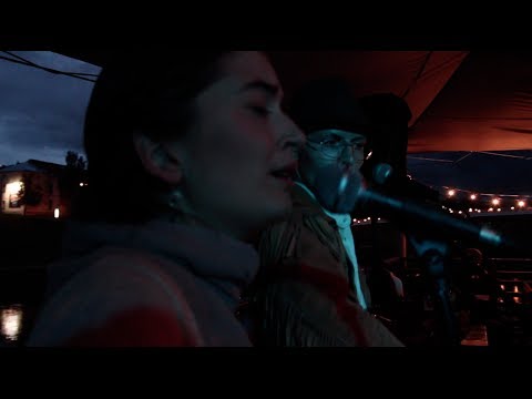 Clotilde Solange & Martin Wall - Wayfaring Stranger