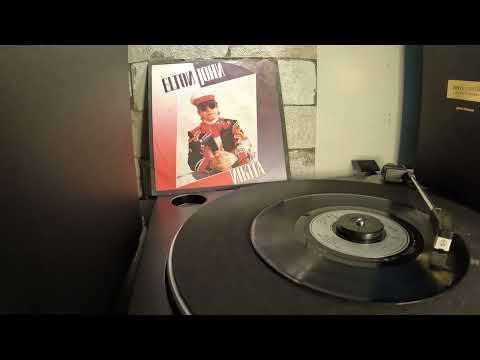 Elton John - Nikita  1985 ( 7" vinyl  single rip ) My Vinyl Records Collection