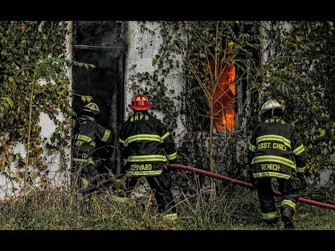 STRUCTURE FIRE, ARNOLD, PA. - DRONE, NO AUDIO