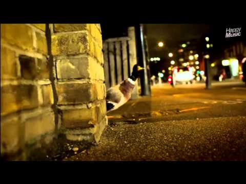 Bingo Players feat Far East Movement - Get Up (Rattle) [Non Censurée]