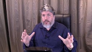 Video: Why do Muslims commit Idolatory and pray to the Kabah? - Tovia Singer