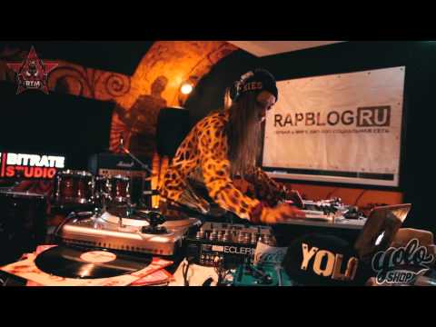 DMC AmaRula on three turntables! (TRAP, DUBSTEP, Skratch)