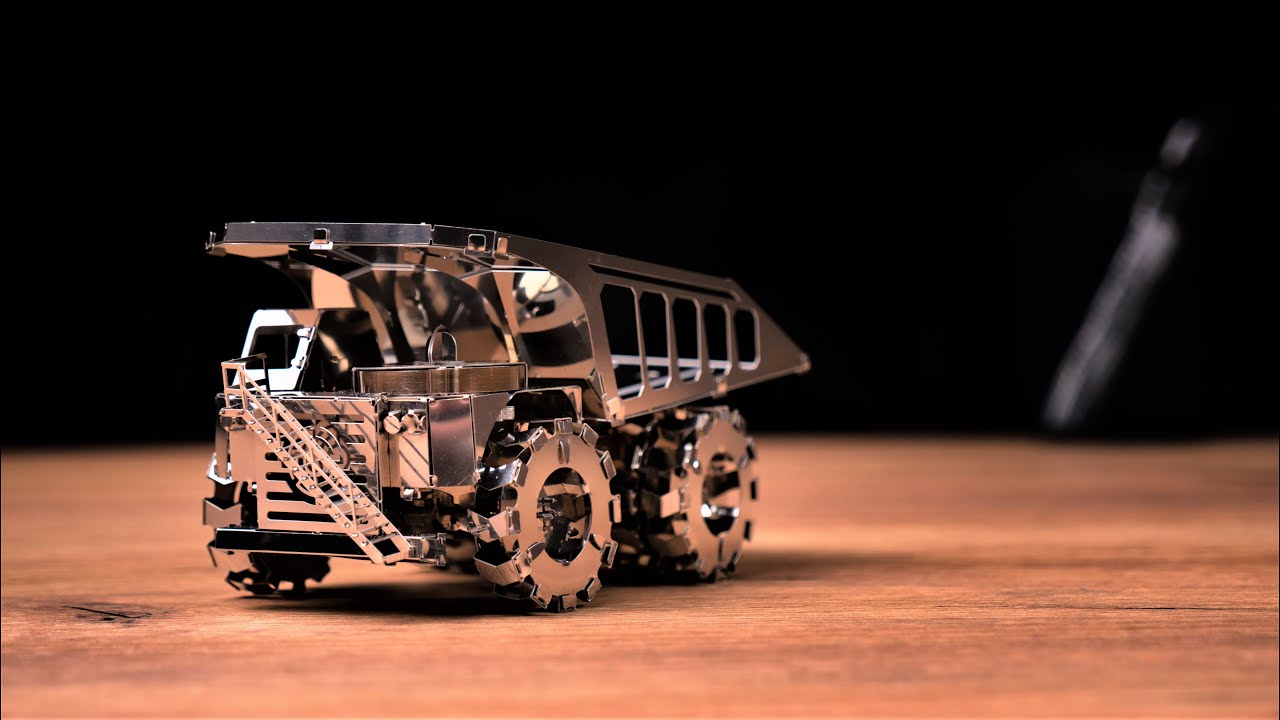 Oceľová stavebnica banské vozidlo Quarry Transporter