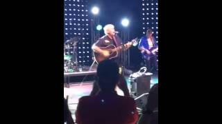 John Daly singing Knockin on Heaven's Door at the Myrtle Be