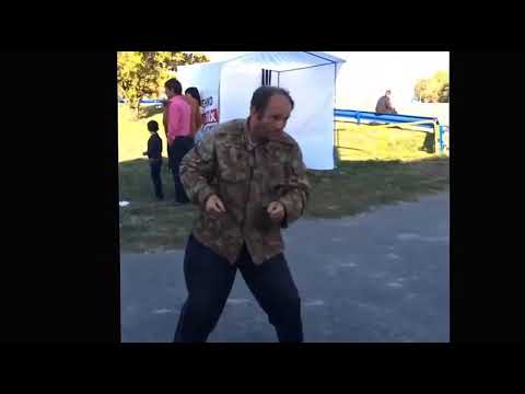 Зомб - Делаем флекс (Пародия 2017) деревенский вариант