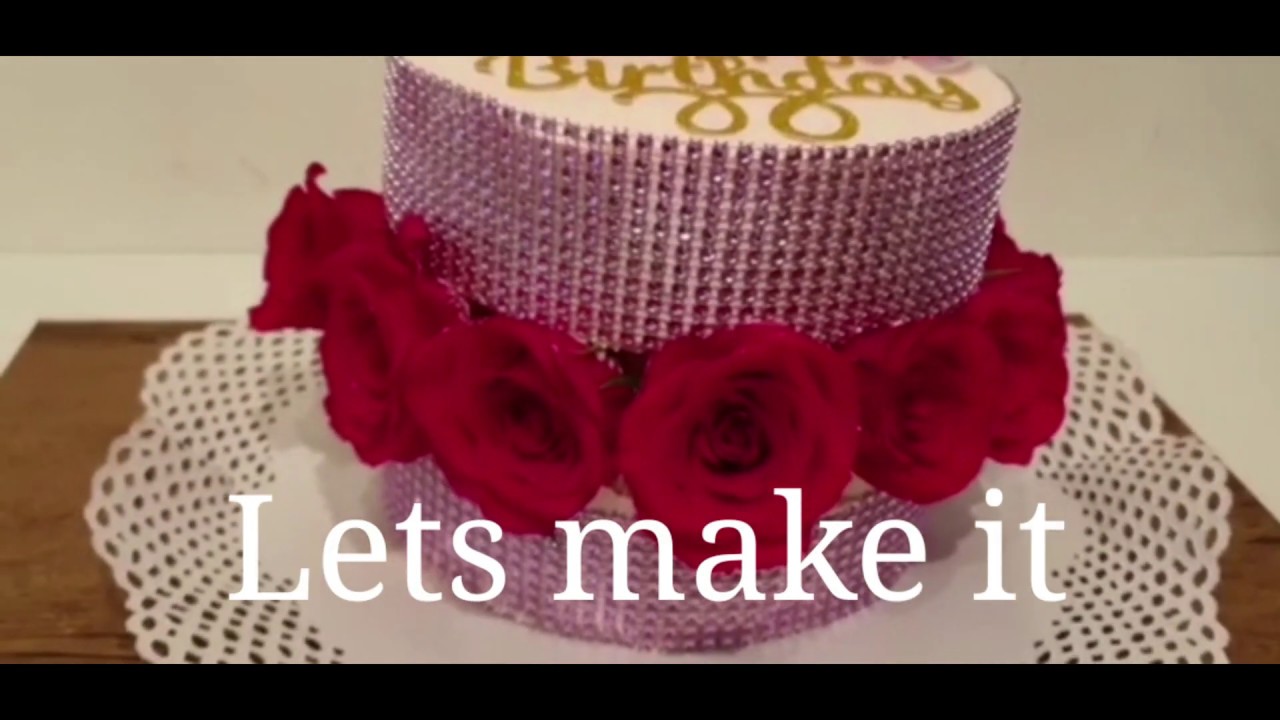 Bling bling floral cake here is how you can decorate your cake in no time