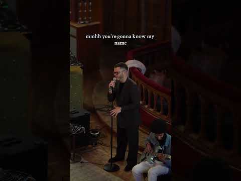 Mike Äpt - Know My Name (Official Live Video)