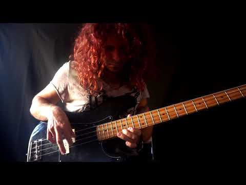 #L22 - Em funky licks / Bass solo