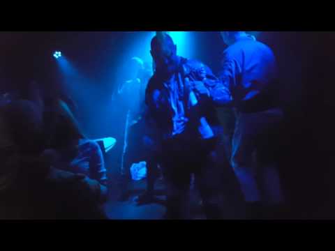 Faraon Slavko - Vuf! Vuf! live @ AKC Attack