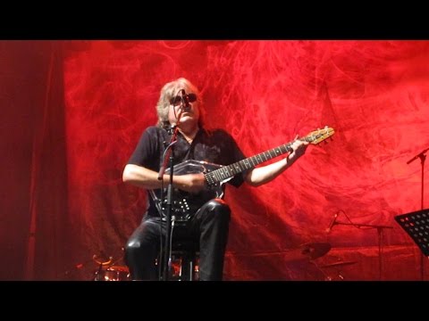 José Feliciano - "Knockin' On Heaven's Door" (Live @ the Surrey BC Fusion Festival 2015)