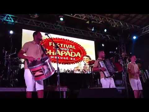 Trio Aconchego - Começaram a gritar/Alambique de barro/Forró da bicharada - Ao Vivo