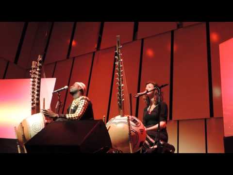 Seckou Keita and Gwyneth Glyn