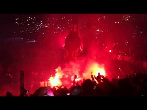 "Saludo a Comando SVR en #LaNocheDelJuramentoBlanquiazul" Barra: Comando SVR &bull; Club: Alianza Lima