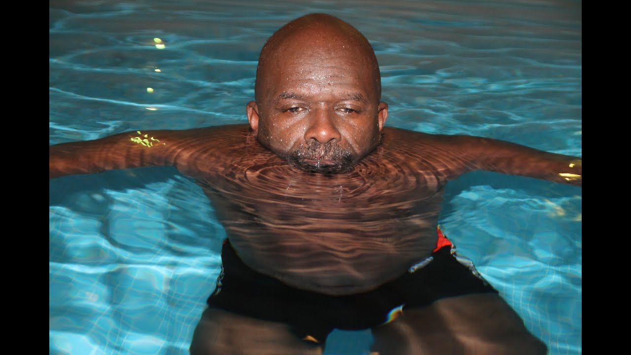 Miniature de la vidéo A Film Called Blacks Can't Swim - The Official Trailer du film Un film intitulé les noirs ne peuvent pas nager - Mon parcours mon histoire