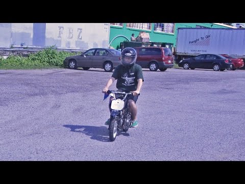 Demo of an Apollo Dirt Bike with a 70 CC 4-Stroke Gas Engine