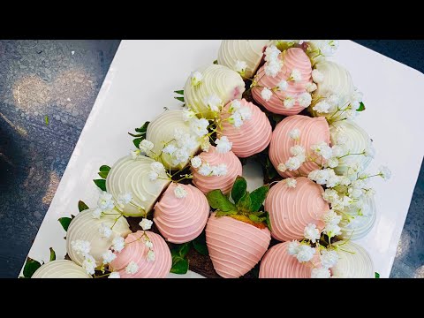 Chocolate cover strawberries.@waheeda shakil￼