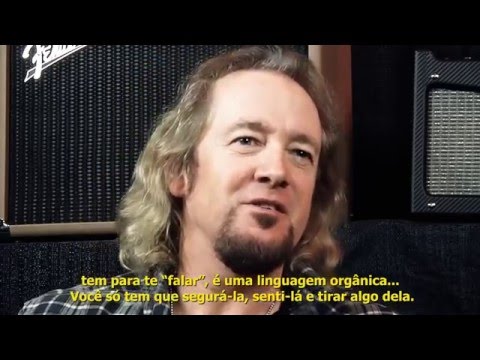 Adrian Smith fala sobre seu modelo Jackson Signature