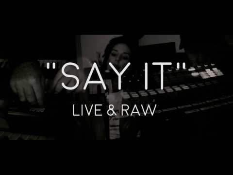 Midnight Workouts "Say it" Live & Raw