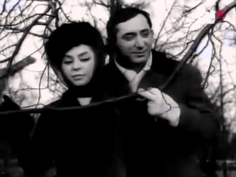 Scena z filmu "Spoźnieni przechodnie" Część I "Czas przybliża, czas oddala"