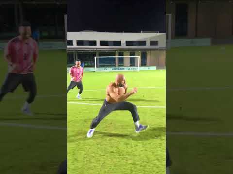 MESSI’S BODYGUARD SCORES UNBELIEVABLE GOAL 😳🤯