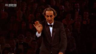 Alexandre Desplat conducts "The Secret Life of Pets" in Vienna