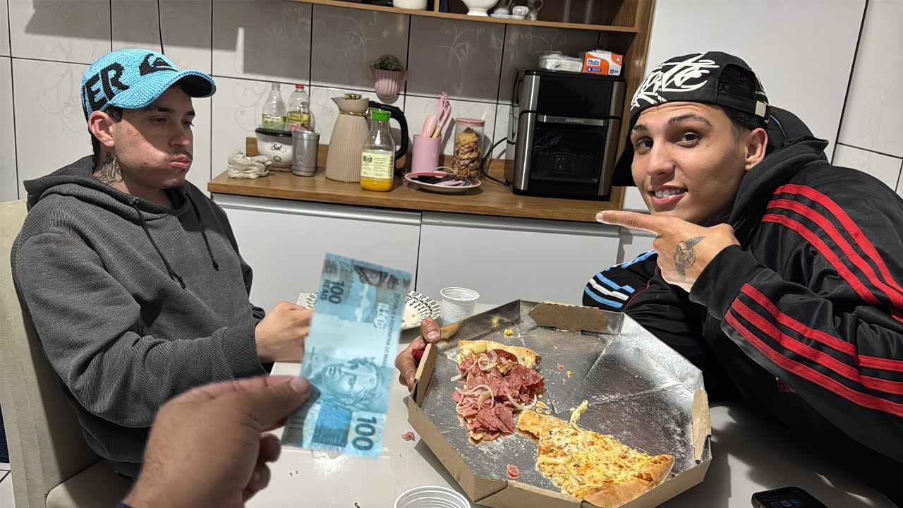 DESAFIEI O RUSSINHO A COMER UMA PIZZA 🍕 INTEIRA VALENDO 100,00R$