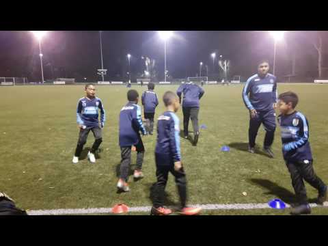 Voor de oefenwedstrijd tegen E1