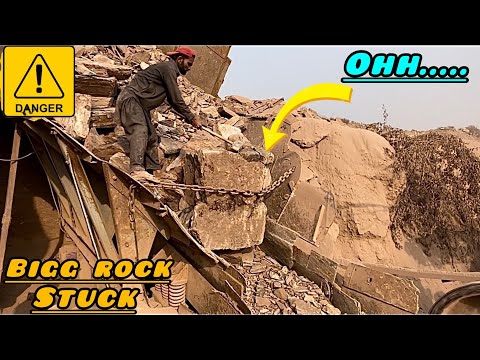 💥The Indestructible rock: A challenge accepted”#asmr #asmrsounds #rockcrusher #trending##rockcrusher