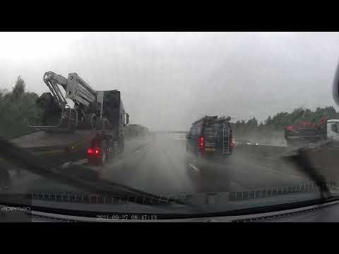 M1 north crash, aquaplaning. 27/09/2021 skip to 2.20