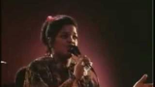 &quot;No Charge&quot; - Shirley Caesar Live - Paramount Theatre - June 12, 1981