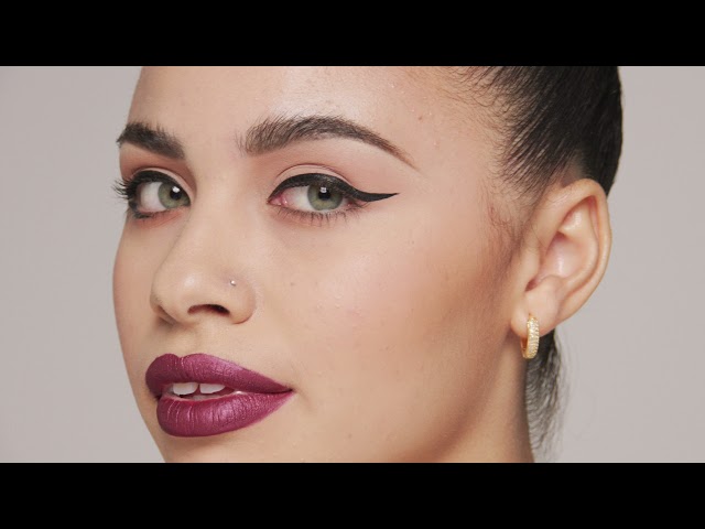 Vídeo relacionado con NYX PROFESSIONAL MAKEUP Epic Ink Liner, delineador líquido impermeable con fórmula vegana, chocolate oscuro (marrón oscuro mate)