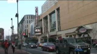 Shakira anima a los niños a ser como Obama y a no poner límites a sus aspiraciones y sueños  .