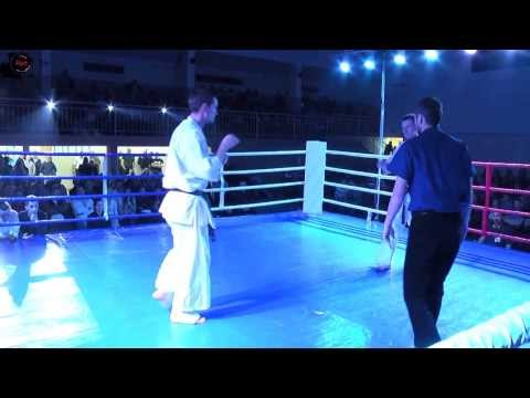 Wiktor Bidas (Klub Sportów Walki Bushi Józefów) - Marcin Dąbrowski (OKKK Ostrołęka)