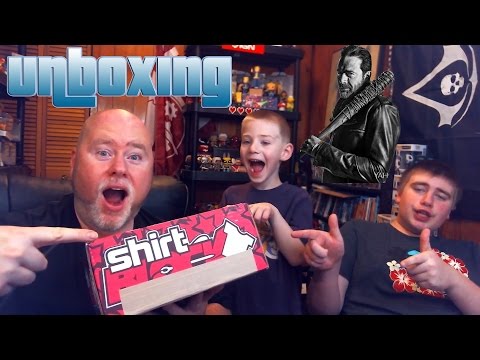 Shirt Block Unboxing November 2016 Power Rangers, The Walking Dead, Clue, Nightmare Before Christmas