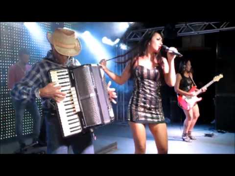 Chama no Trem - Rebola Bola (Oficial)