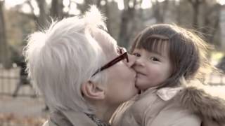 La Viejita de la plaza. Alberto Cortez .Video de Orlando Estrella.