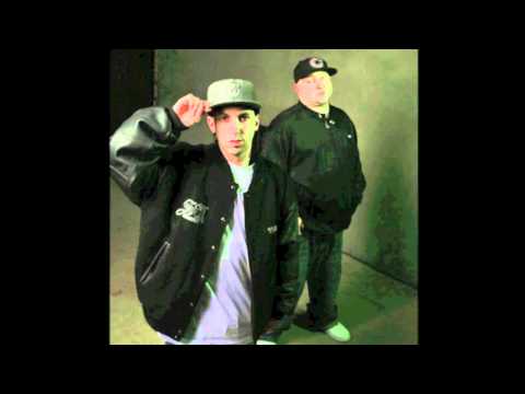 1982 (Statik Selektah & Termanology) - Play Your Role feat Reks