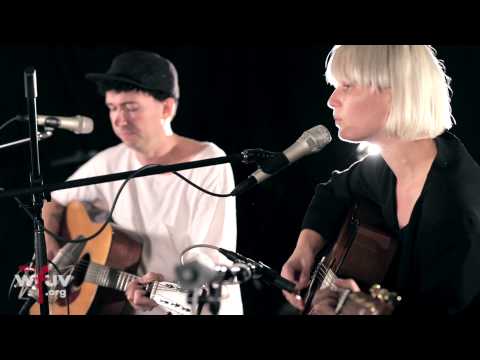 The Raveonettes - "Railroad Tracks" (Live at WFUV)