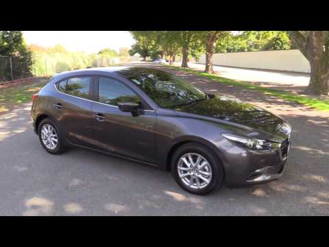 Mazda 3 GLX Hatch 2017 Presentation - Machine Grey