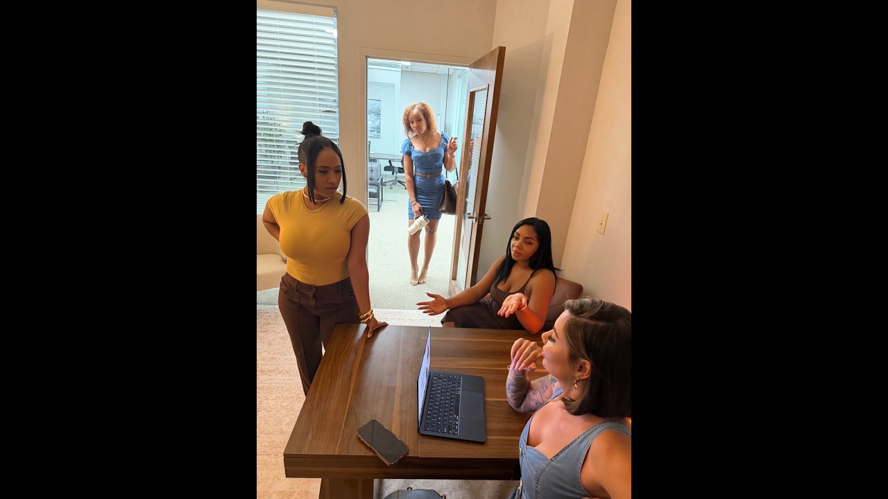 Amanda checks Rhonda when she tries to talk to Candace… taking everything in Rhonda not to go off
